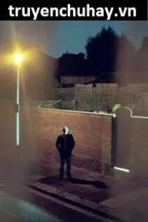 Ánh Mắt Từ Cửa Sổ